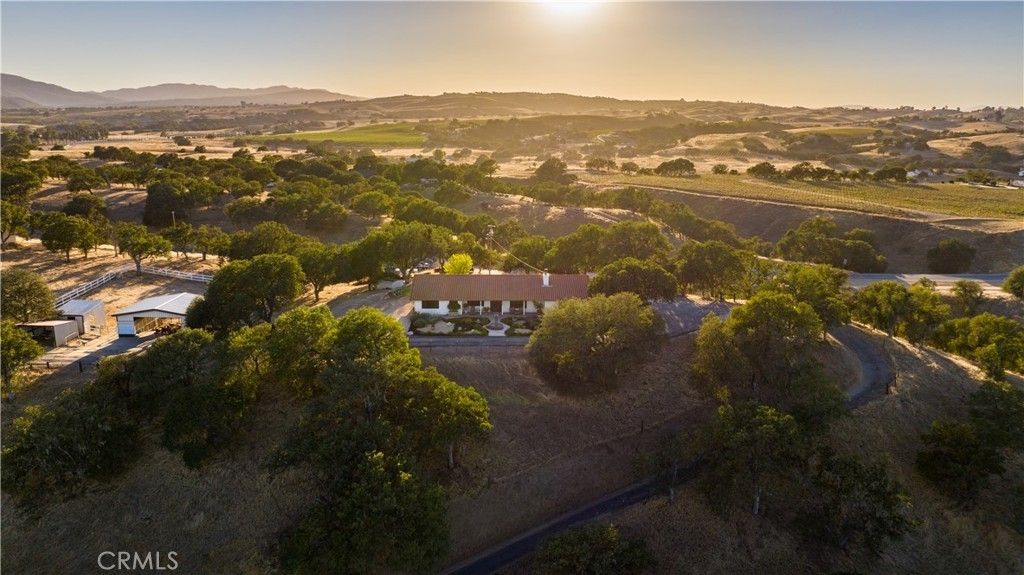 7485 Monterey, Paso Robles