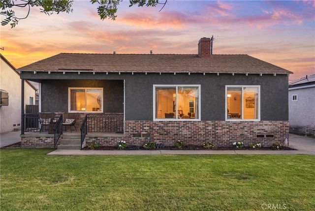 4904 W 123rd, Hawthorne.