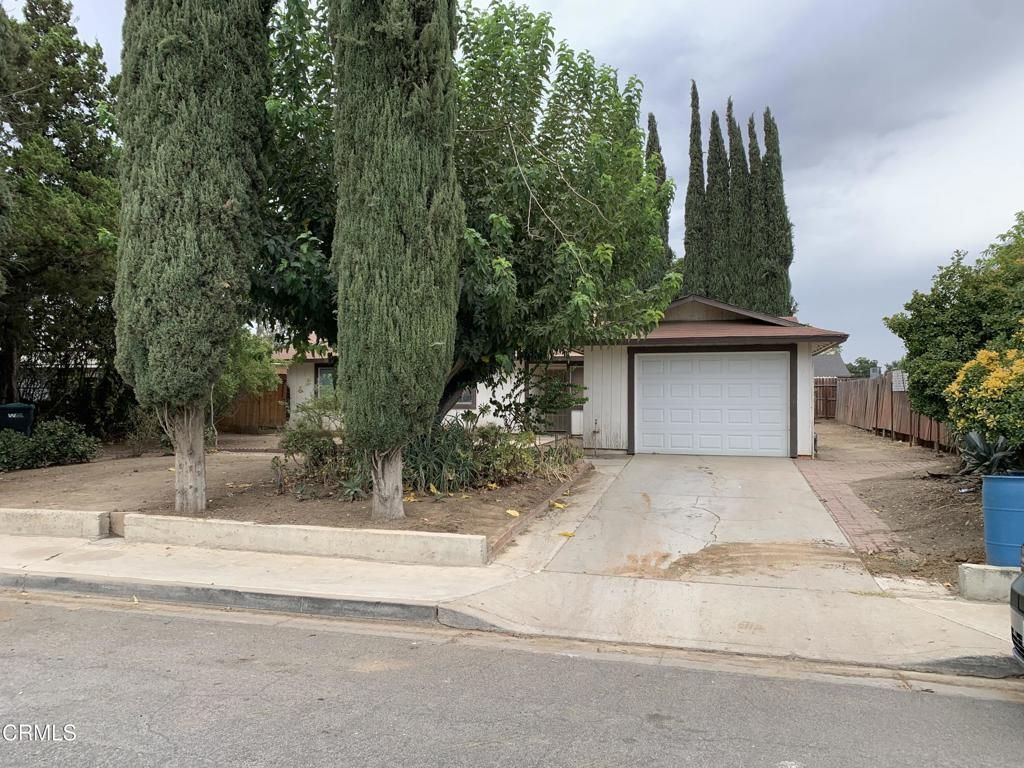 32562 Road 158, Ivanhoe