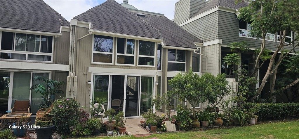16433 Wimbledon, Huntington Beach