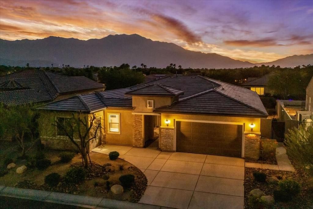 104 Barolo, Rancho Mirage