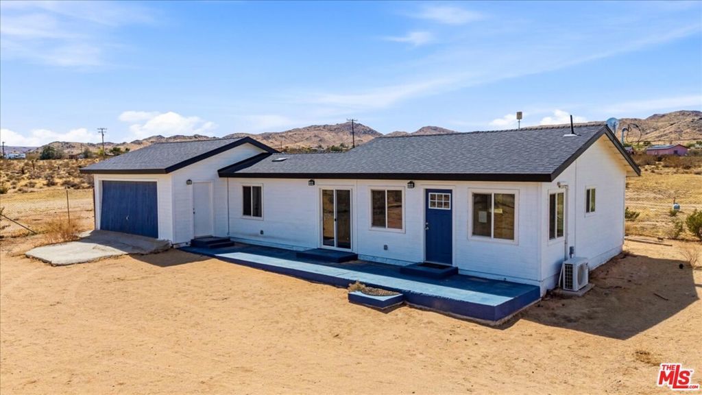 56133 Jesse Road, Landers