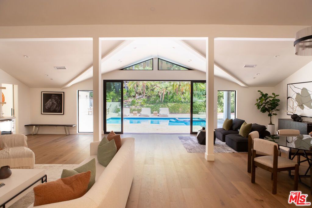 3436 Longridge Avenue, Sherman Oaks