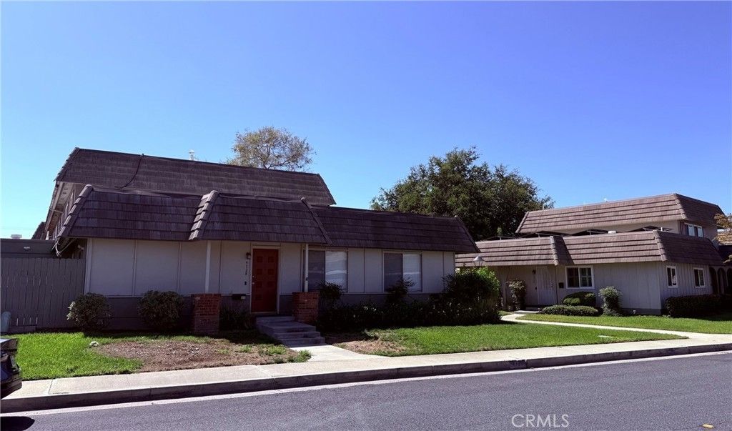 4728 Larwin Avenue, Cypress