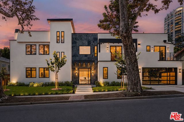 1325 Thayer Avenue, Los Angeles