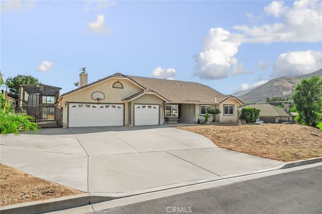 6736 Brenton Street, Jurupa Valley