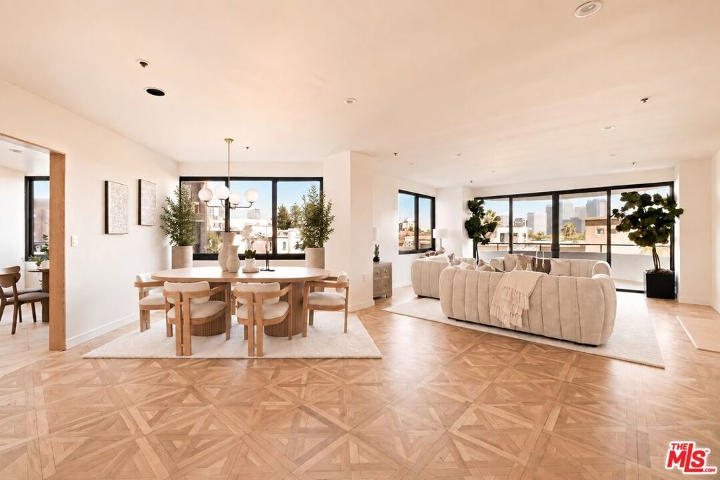 10560 Wilshire Boulevard # 404, Los Angeles