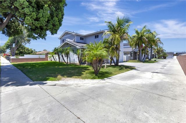 12725 Barlin Avenue, Downey