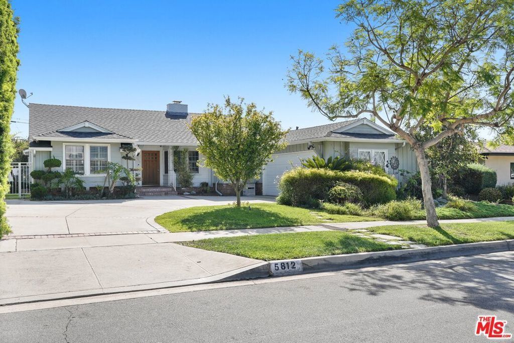 5812 S Garth Avenue, Los Angeles