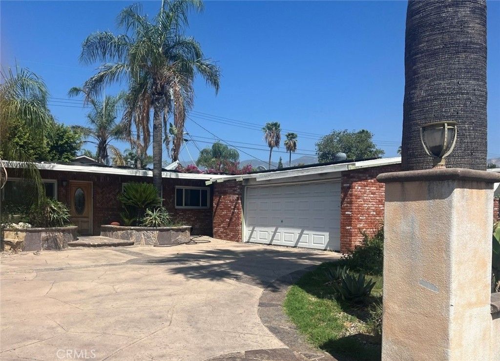 12937 Del Sur Street, San Fernando