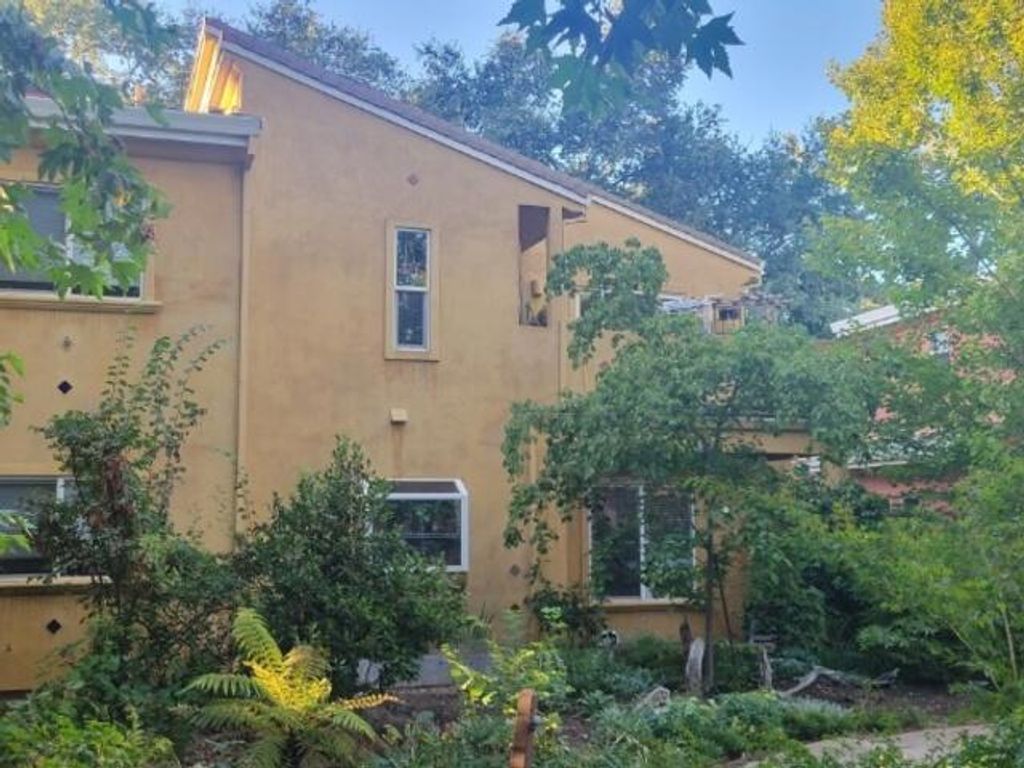 1953 Wild Oak Lane, Chico
