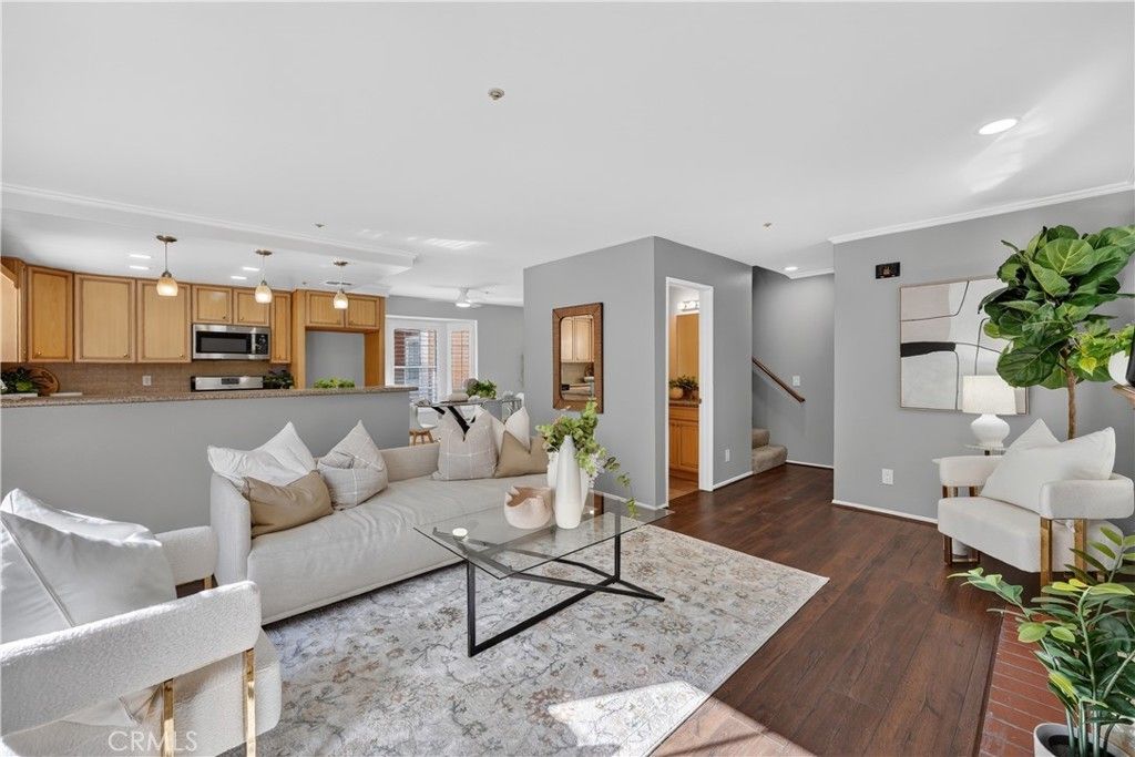 323 Genoa St # A, Monrovia