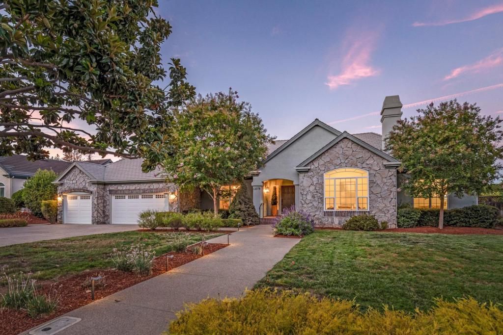 12078 Beauchamps Lane, Saratoga