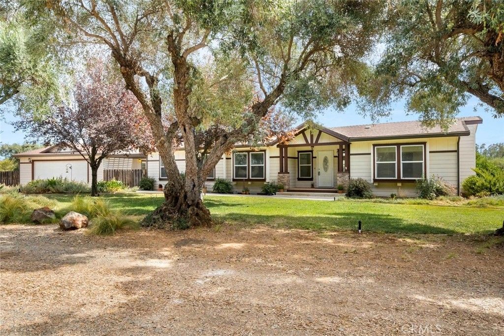 23551 Carona Avenue, Corning
