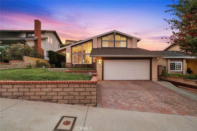 317 Lois Lane, San Pedro