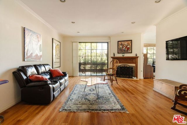 10336 Almayo Avenue # 302, Los Angeles