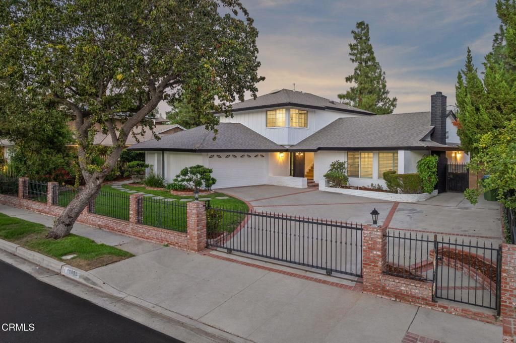 10856 Topeka Drive, Los Angeles