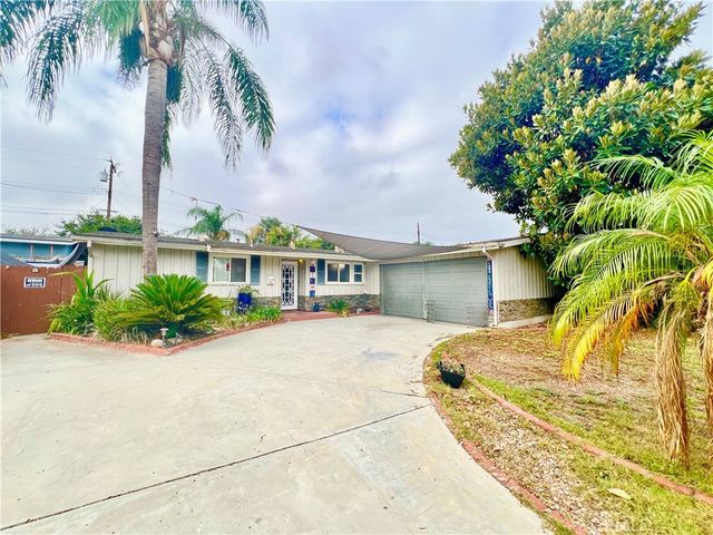 928 Bluecrest Street, Corona