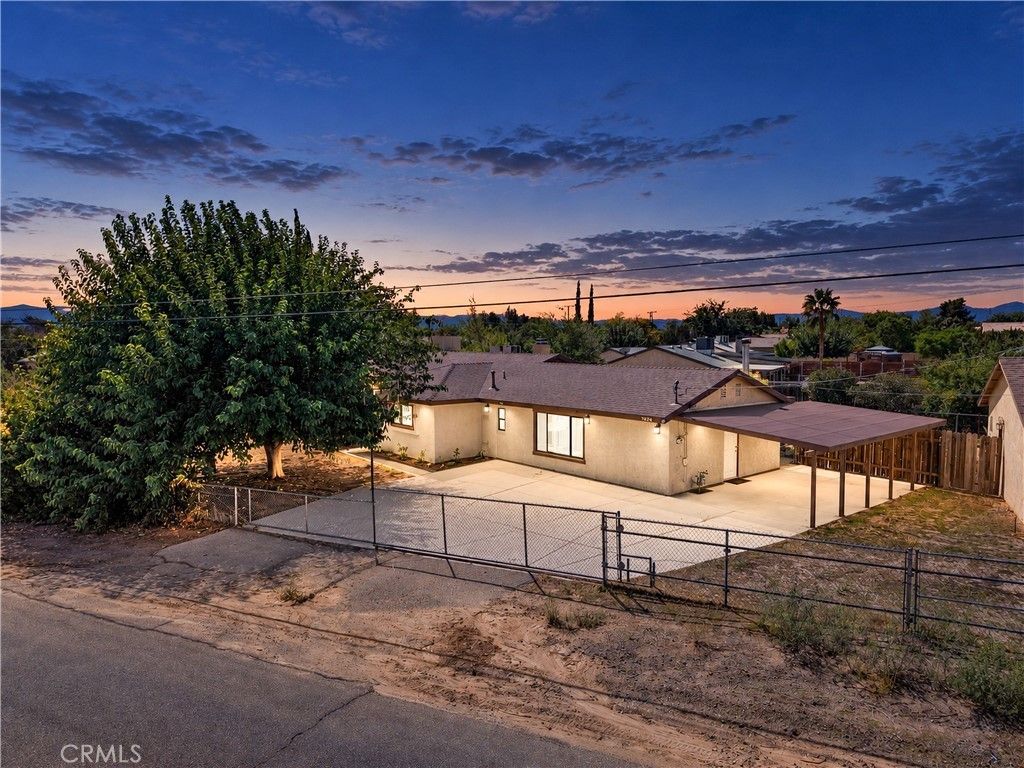 7684 Oakwood Avenue, Hesperia