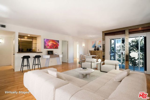 5845 Doverwood Drive # 214, Culver City