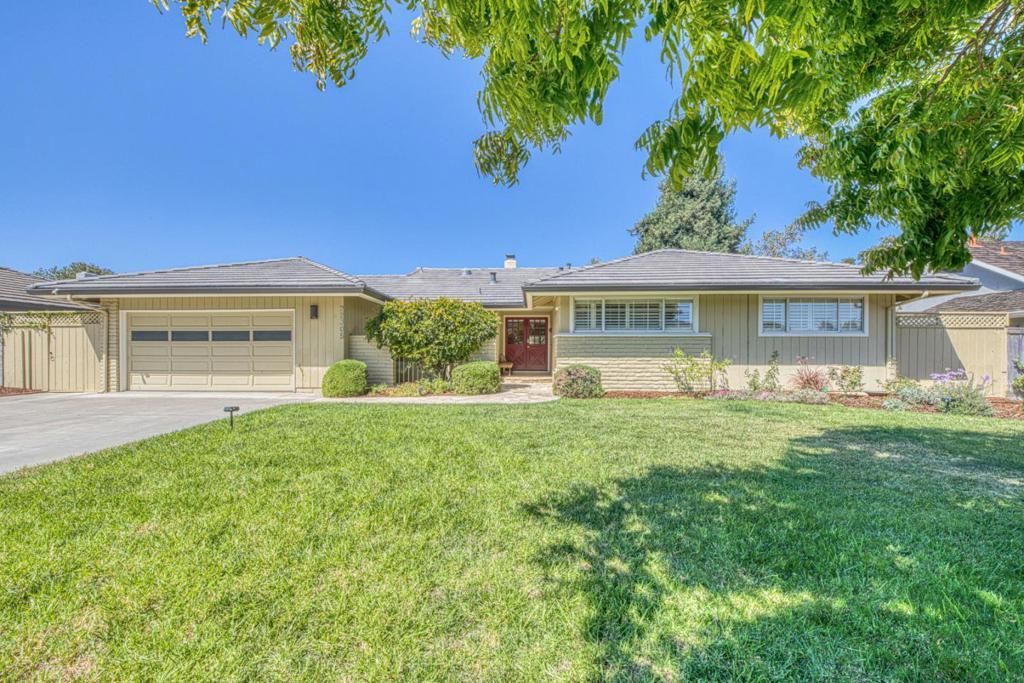 22305 Davenrich Street, Salinas