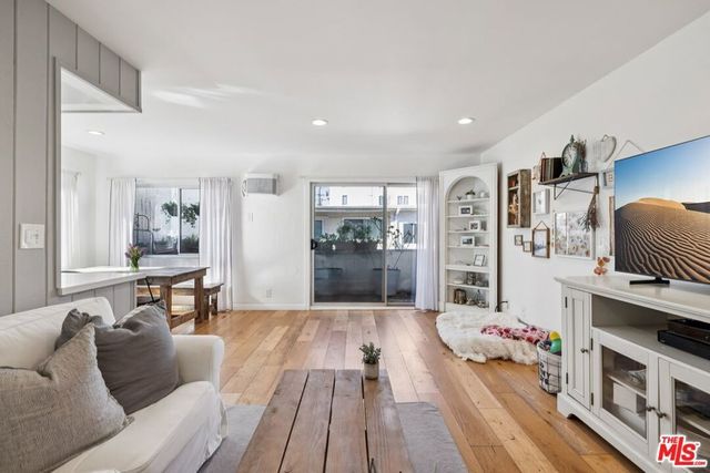 1831 Prosser Avenue # 304, Los Angeles