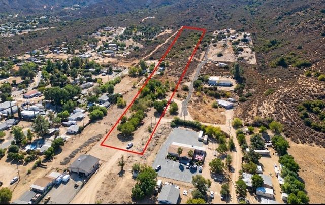 18921 Grand, Lake Elsinore