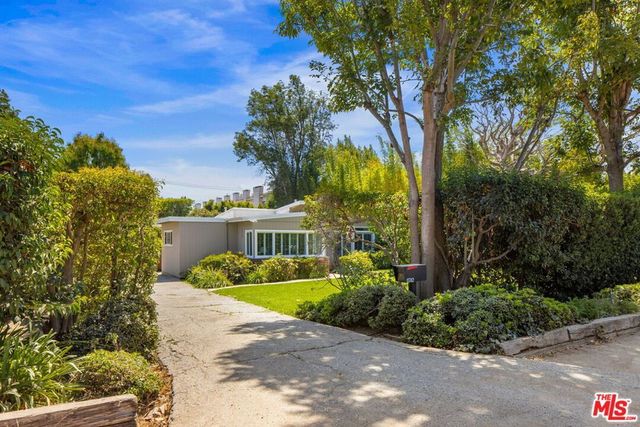11742 Chenault Street, Los Angeles
