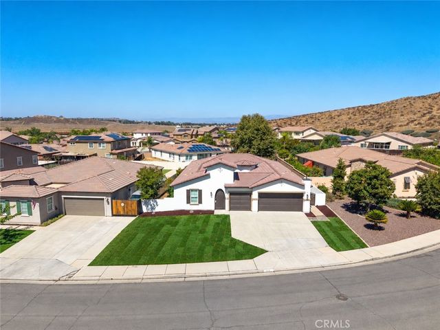 356 Tuffa Court, Perris