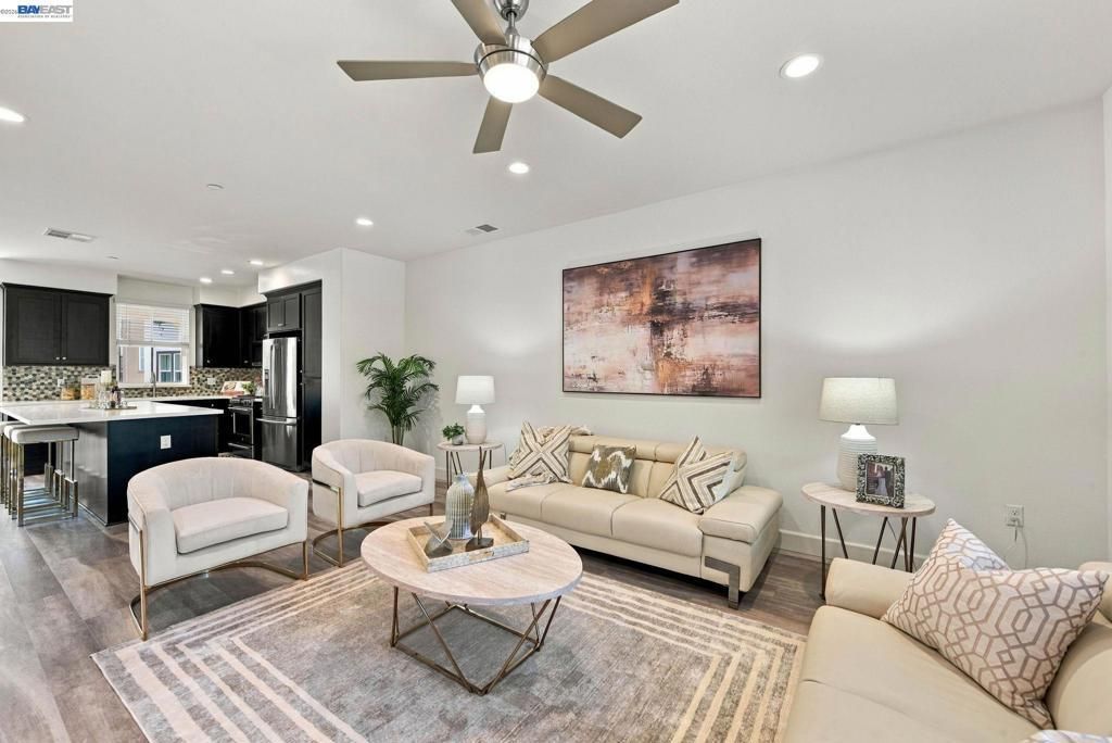 33483 Alvarado Niles Rd, Union City