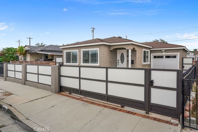 440 E Desford, Carson