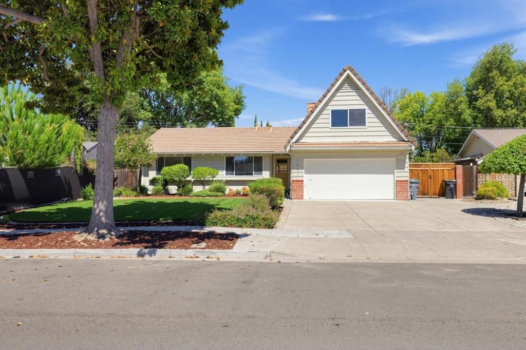 1091 Rockefeller Drive, Sunnyvale