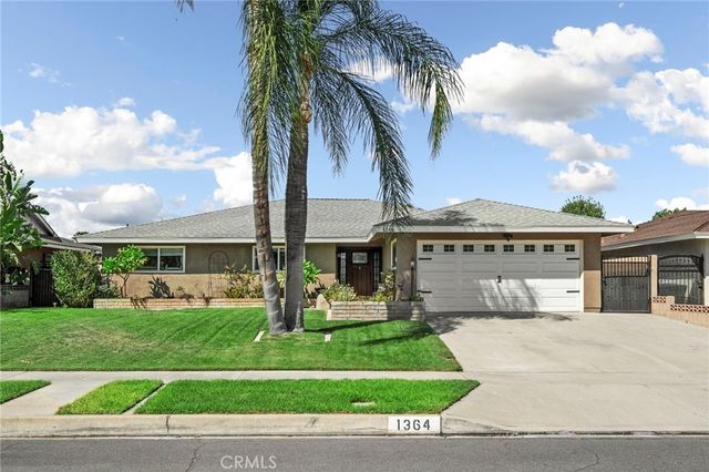 1364 Pinedale Avenue, Bloomington