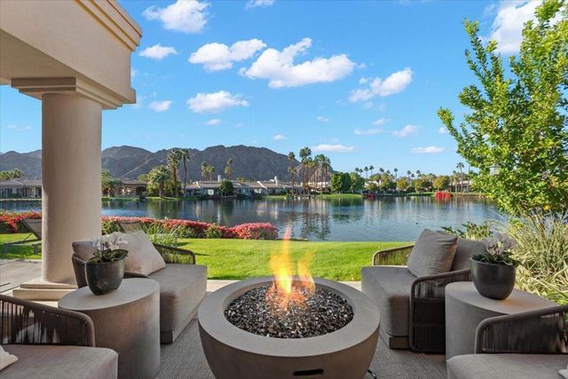 80599 Cherry Hills Drive, La Quinta