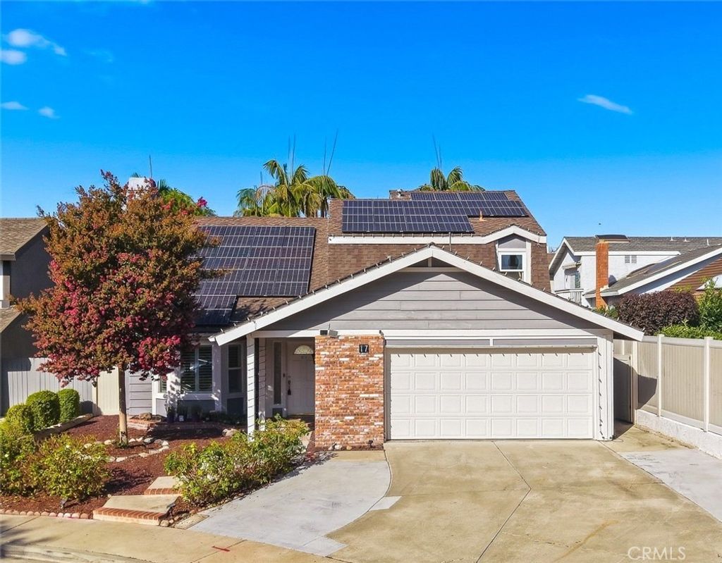 17 Whitney, Irvine