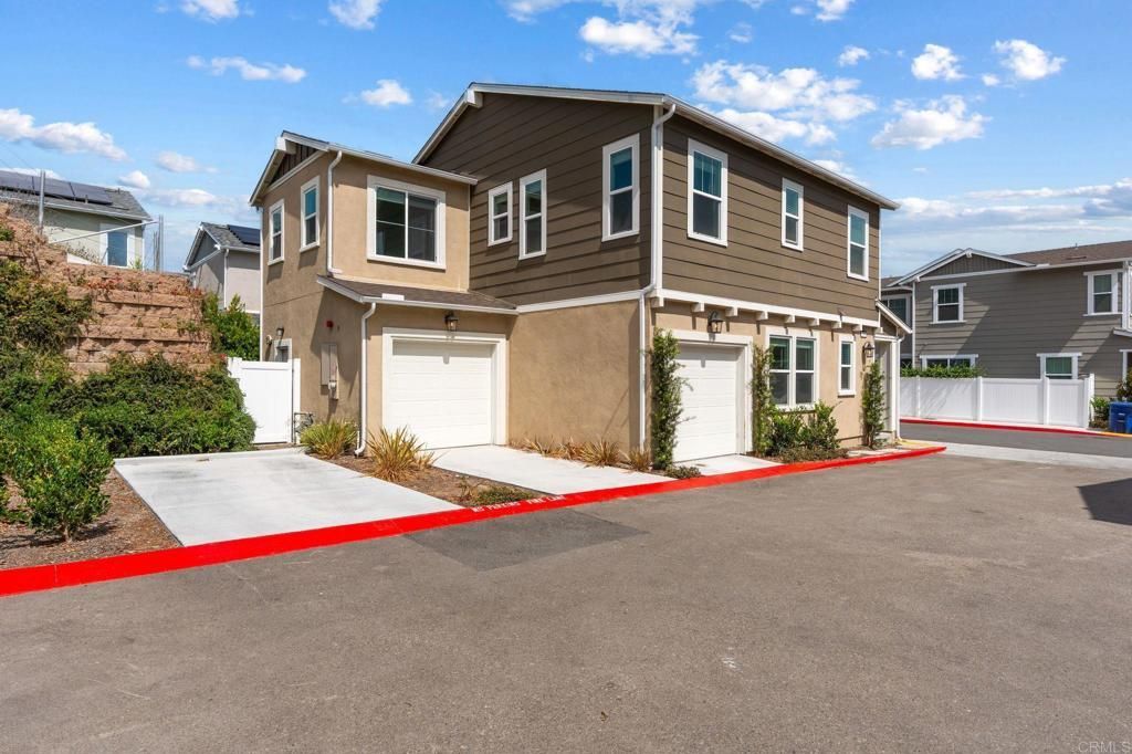 1515 Wingwood Lane, Vista