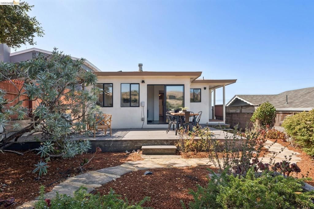 6265 Highland Ave, Richmond
