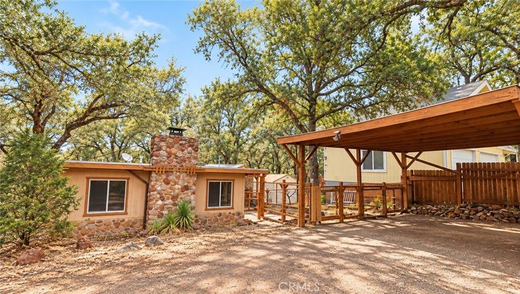 15560 32nd Avenue, Clearlake