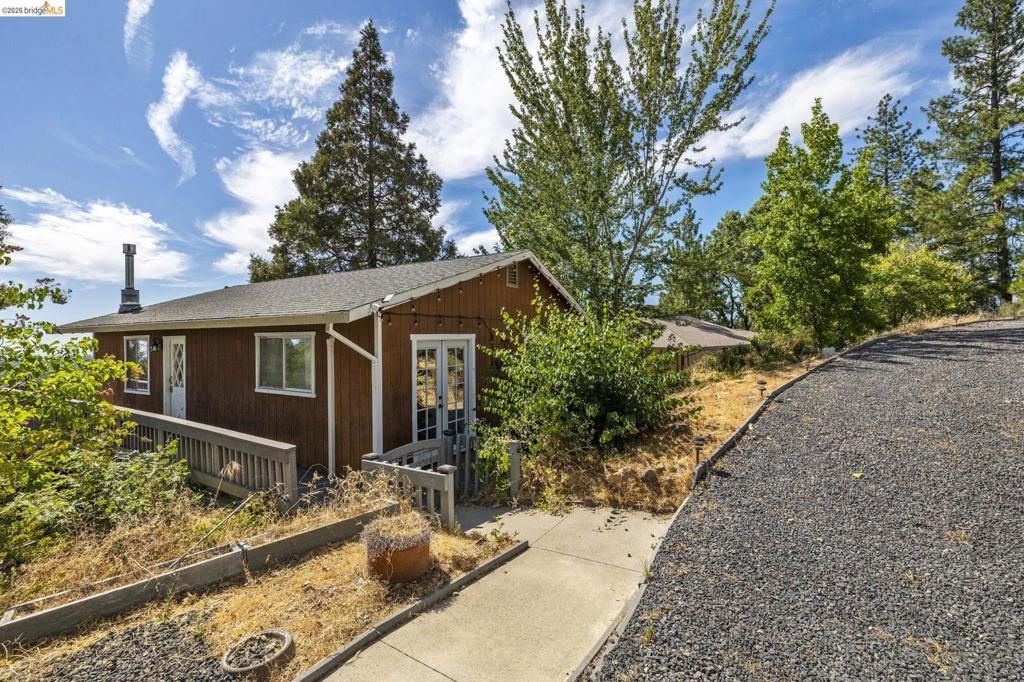 20165 Eastview Dr, Tuolumne