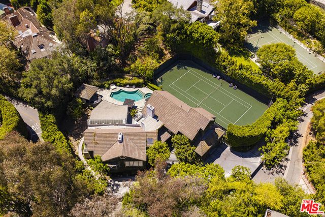 9910 Tower Lane, Los Angeles