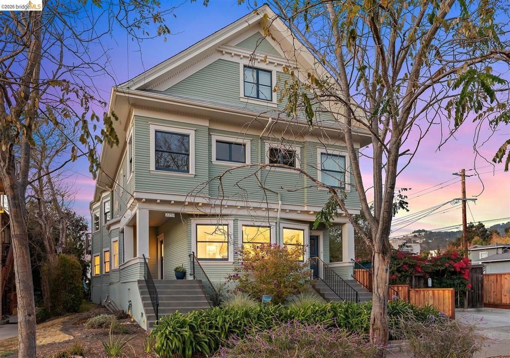 2259 Derby St, Berkeley
