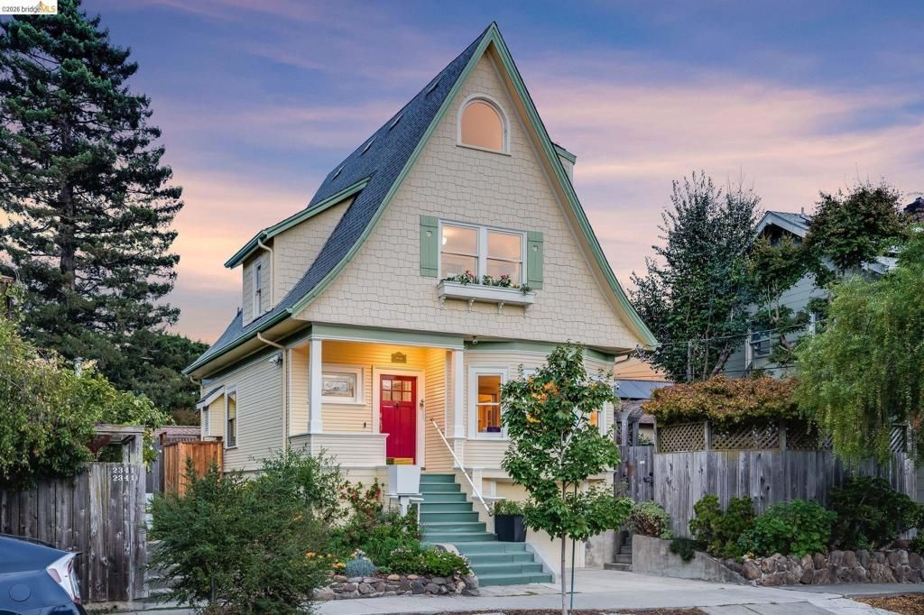 2343 Roosevelt Ave, Berkeley