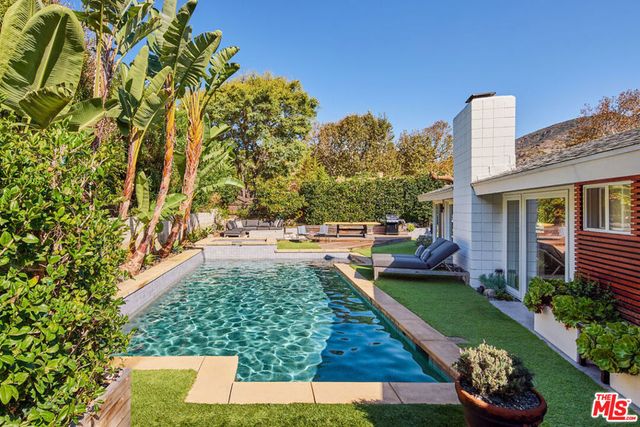 6259 Frondosa Drive, Malibu