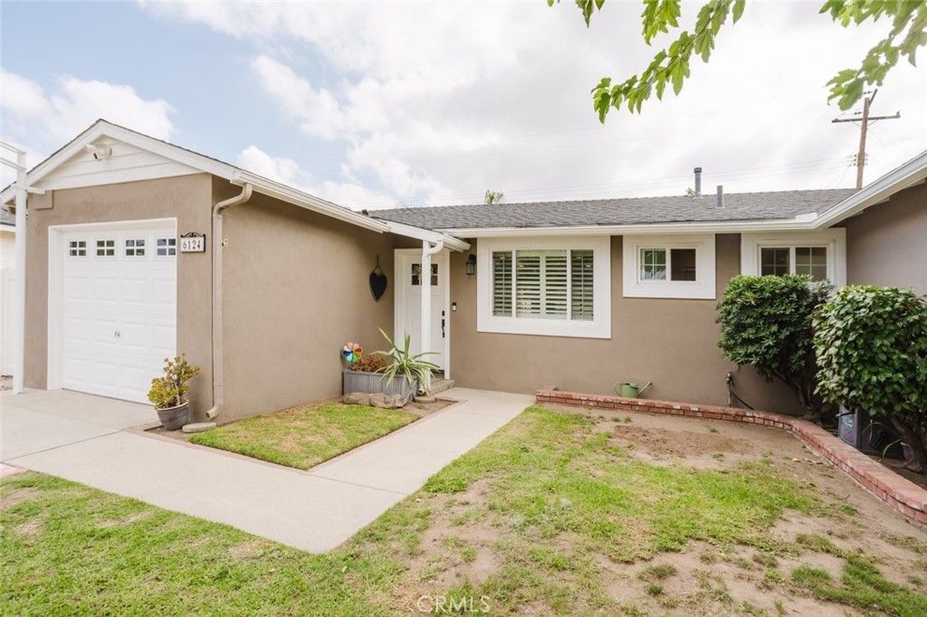 6124 N Fairvale Drive, Azusa