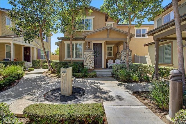 3271 Laval, Riverside