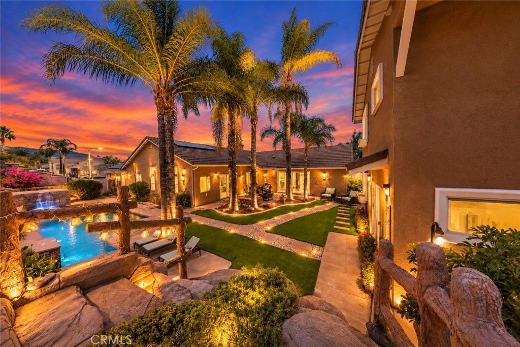 3585 Ambrose, Corona