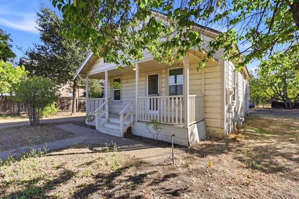 7522 Chestnut Street, Gilroy