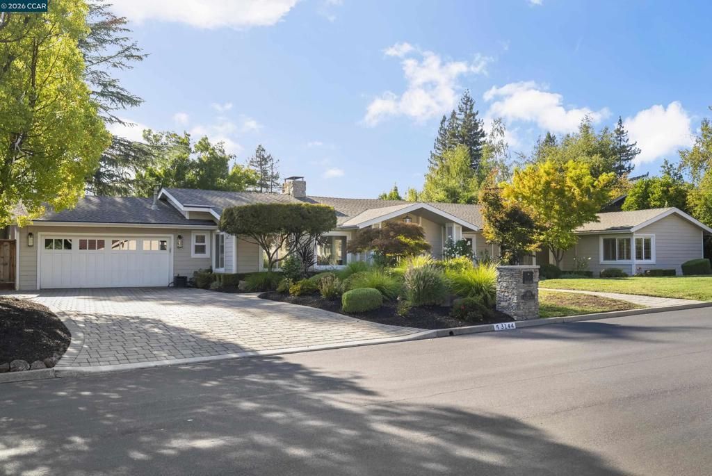 3144 Roundhill Rd, Alamo