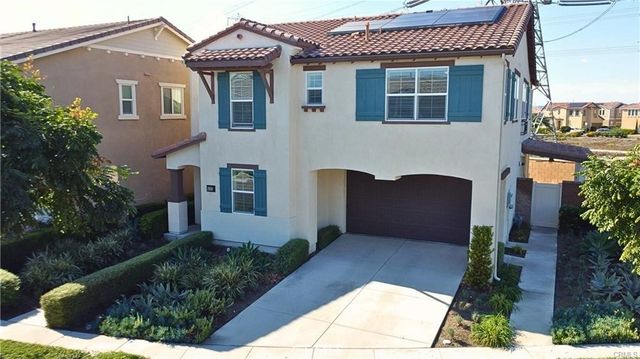 6035 Rio Bravo, Eastvale