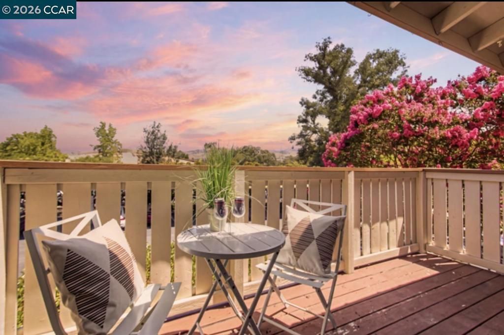100 Kinross Dr # 30, Walnut Creek